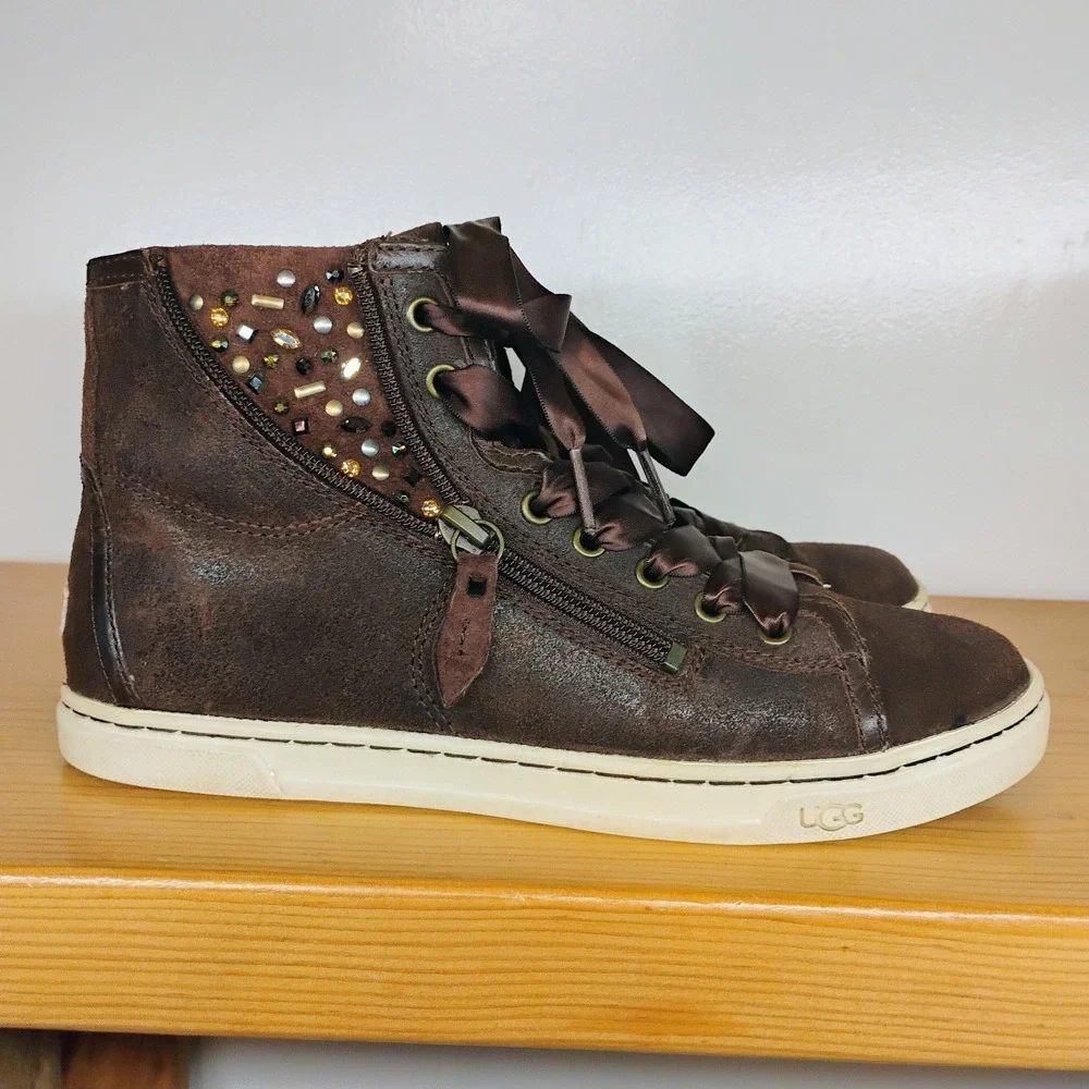 UGG Australia‎ Blaney Crystals Brown Leather Ankle Booties Womens Size 7 Shoes